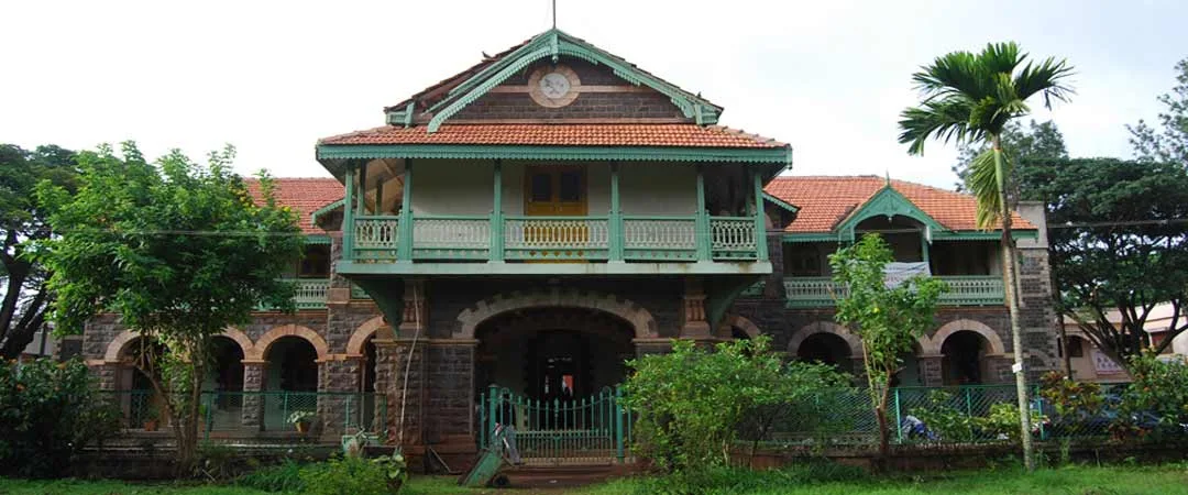 campus 4