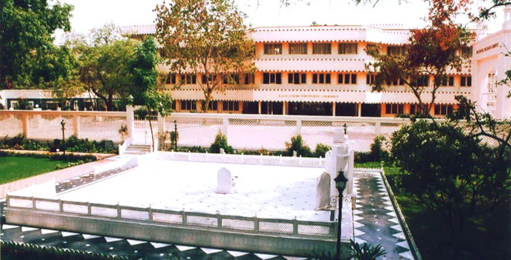 campus 3