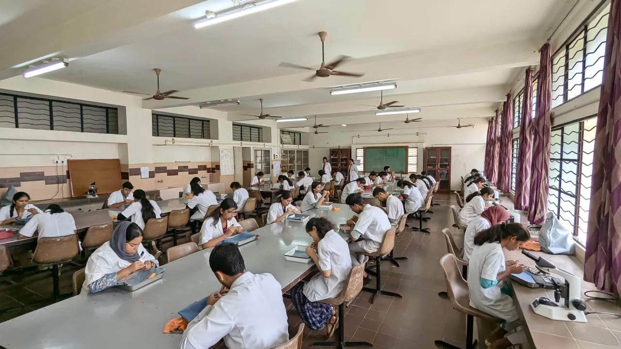 ORAL PATHOLOGY & MICROBIOLOGY — Bapuji Dental College & Hospital