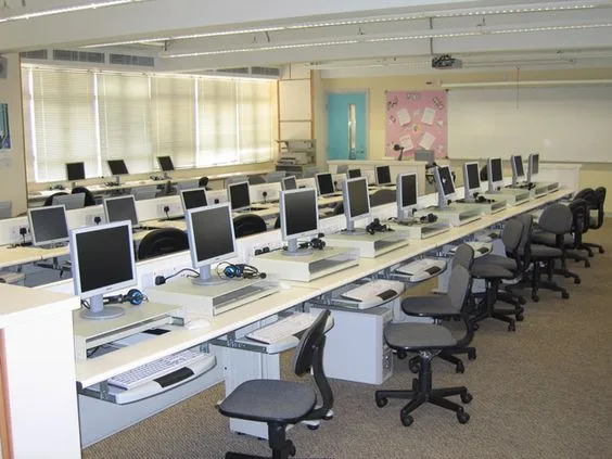 Computer Facility — Sonekar College of Pharmacy