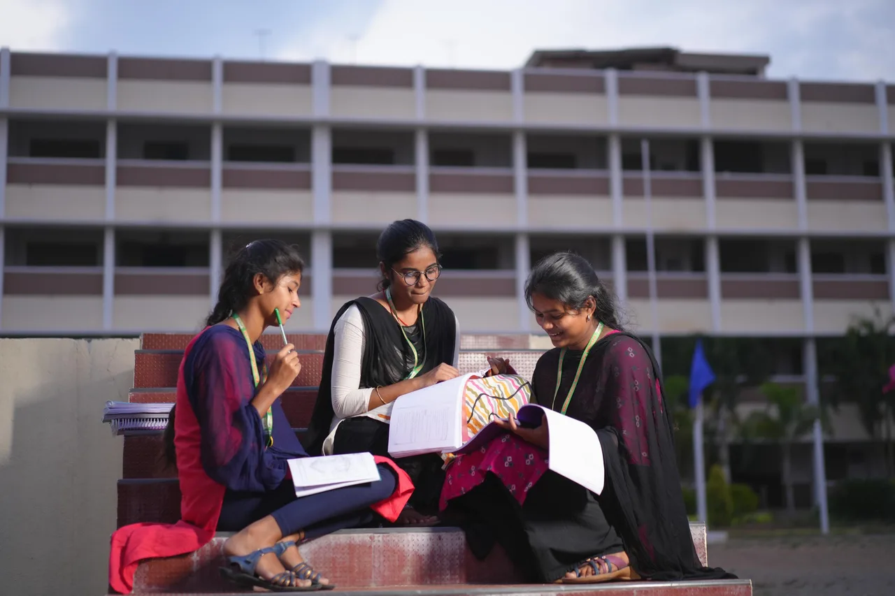 Student Campus Life — shreenivasa-engineering-college-pappireddipatti