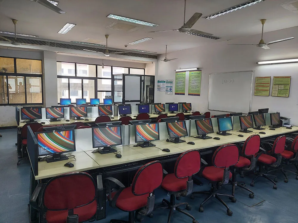 campus 4
