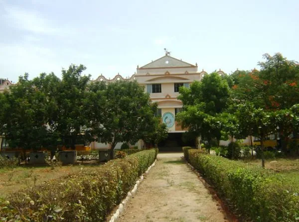 campus photo 2