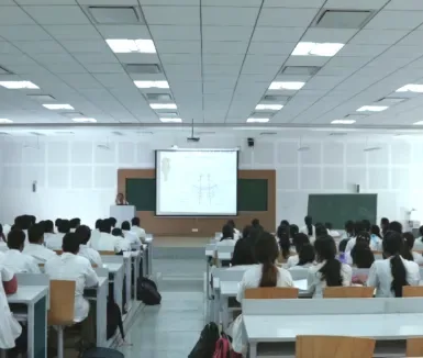 Lecture hall with MBBS students at Vydehi Institute of Medical Sciences, Bangalore