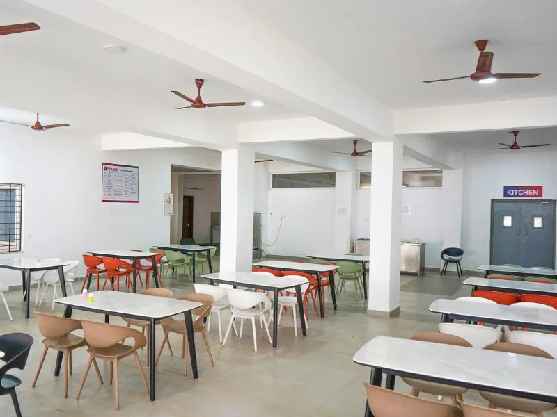 campus 4