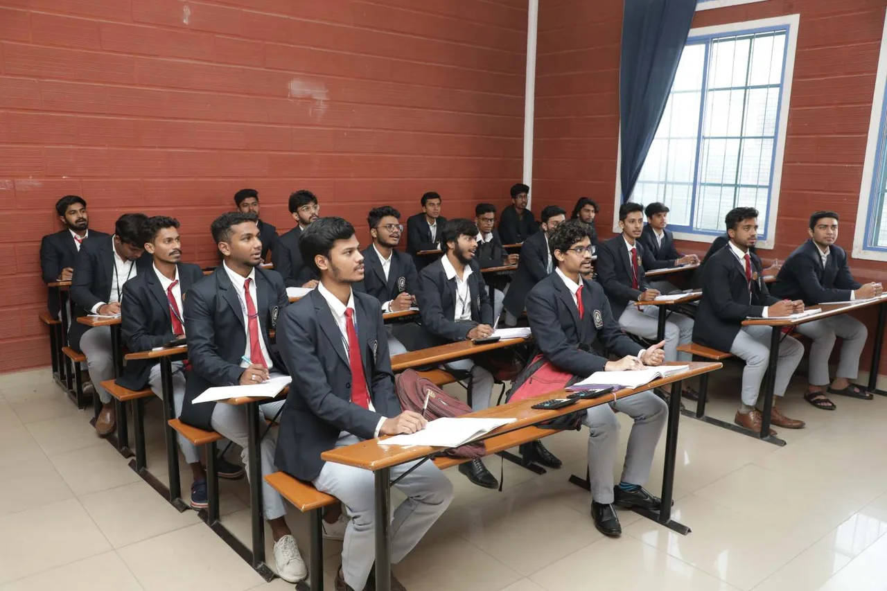 MES Institute of Management Studies Rajajinagar classroom