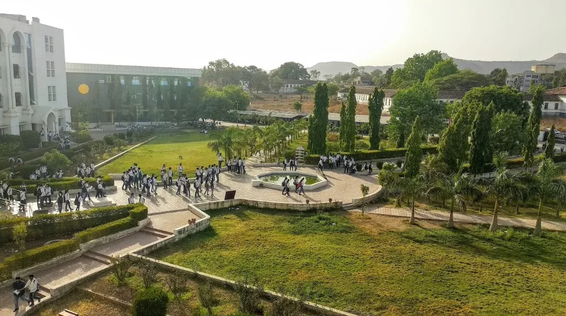 campus 4