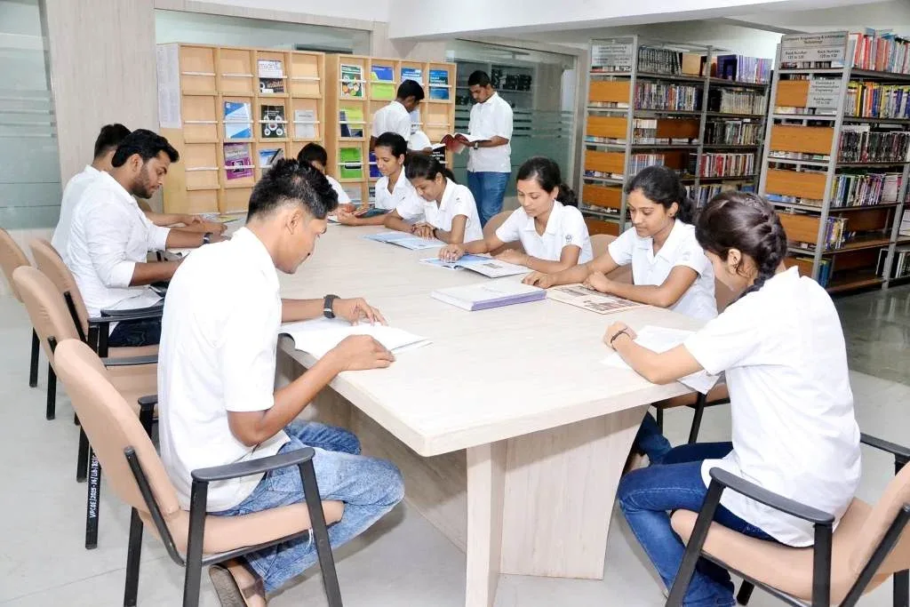 campus 8
