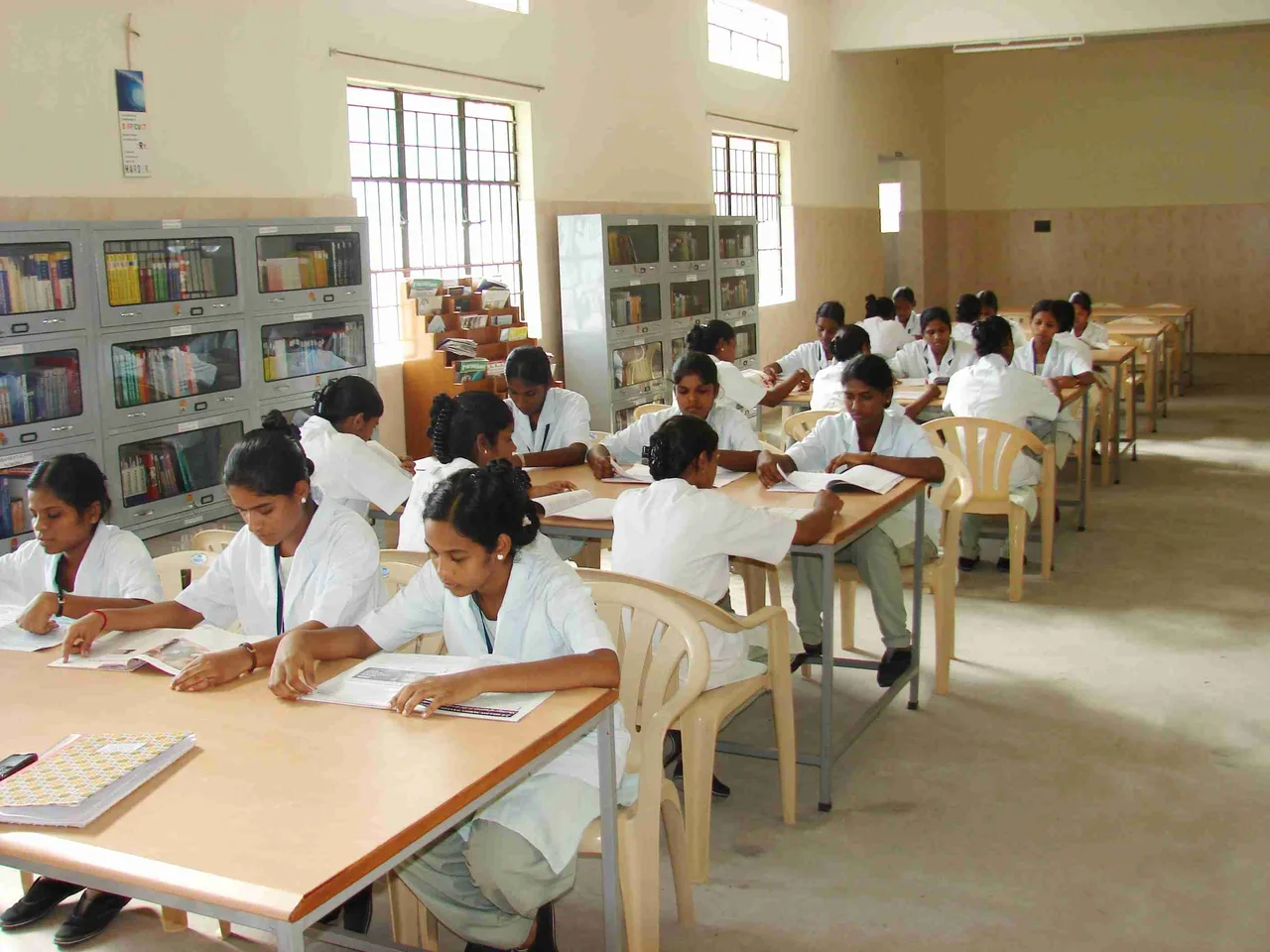 Library Facilities — Jennys College of Nursing