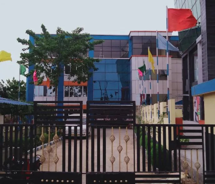 Dolphin School of Hotel Management, Haringhata / Kalyani — campus