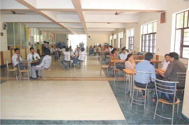 campus 4