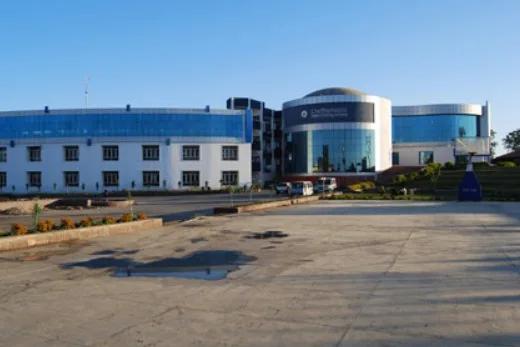 campus 8