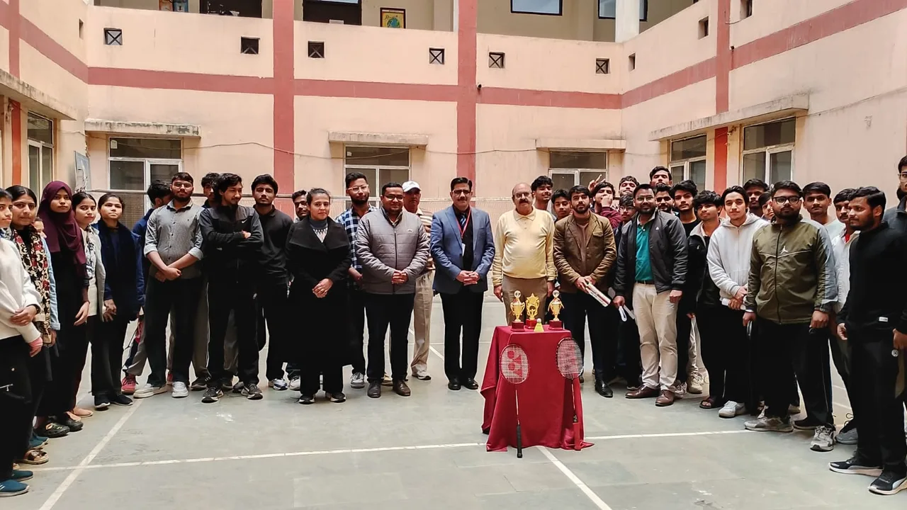 campus 8