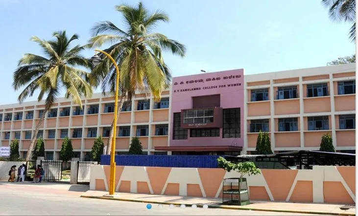 campus 4
