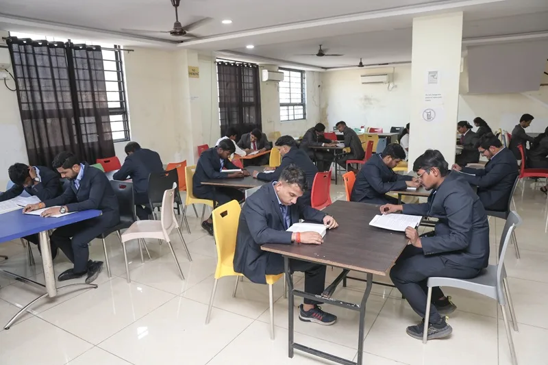 Chhatrapati Shivaji Maharaj University, CSMU library