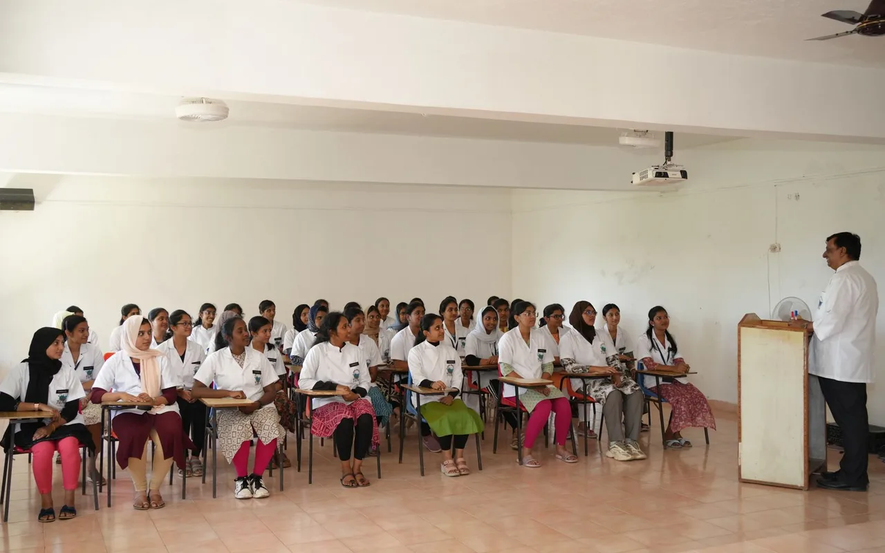 Coorg Institute of Dental Sciences — Official Gallery Image Showing A Classroom Lecture