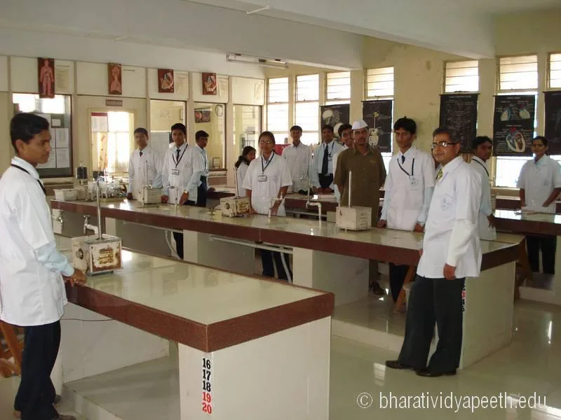 pharmacology lab.JPG — Bharati Vidyapeeth College of Pharmacy, Kolhapur
