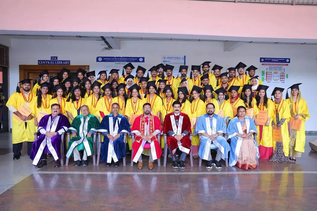 campus 8