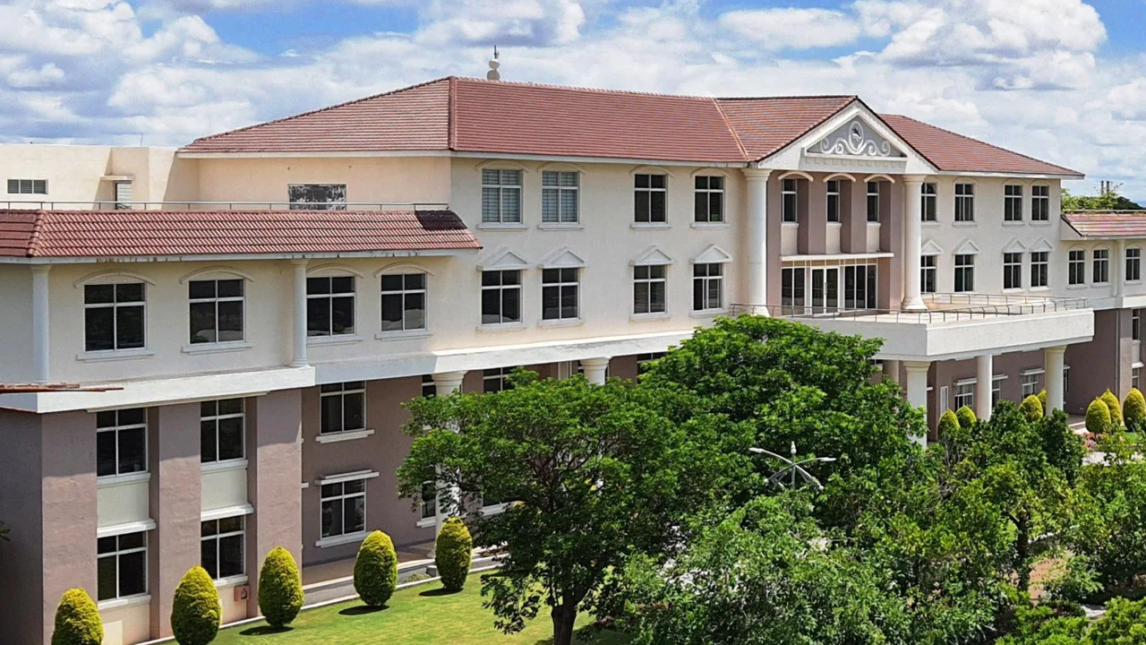 campus photo 2