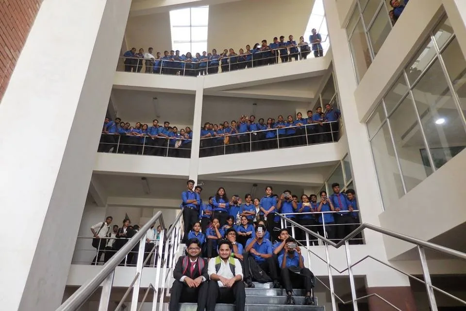 campus 3