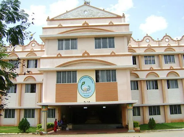 campus photo 3