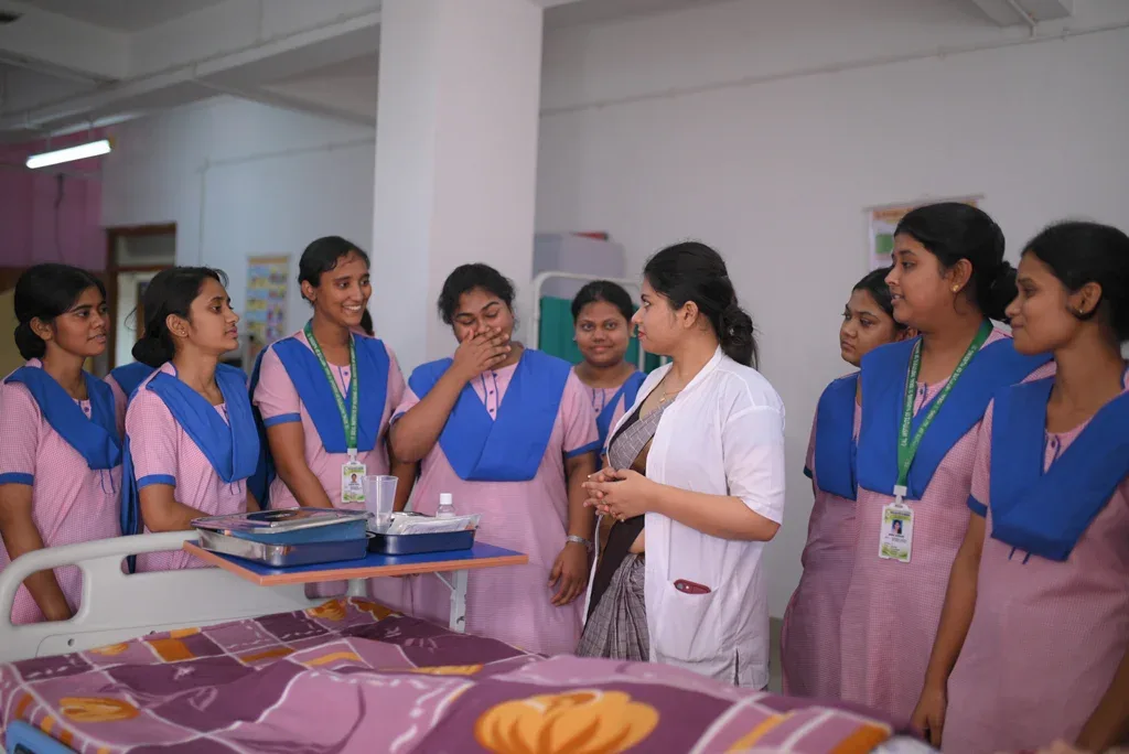 Critical care station — Ideal Institute of Nursing