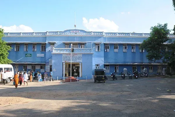 Wide exterior view of the main college building — Vivekananda School & College of Nursing