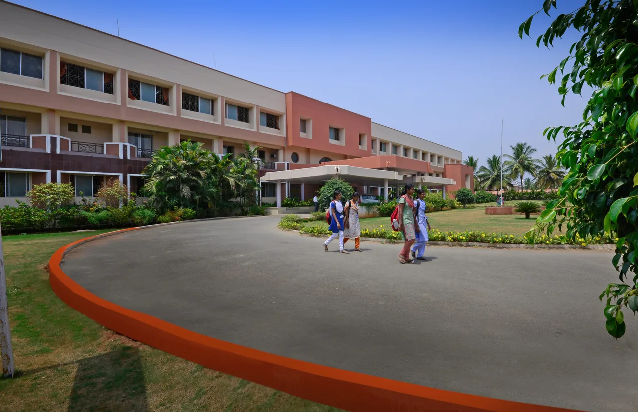 campus photo 2