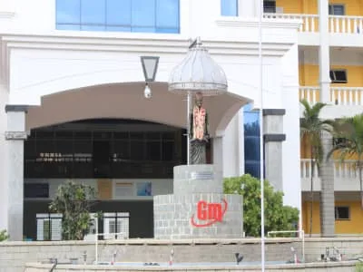 campus 8