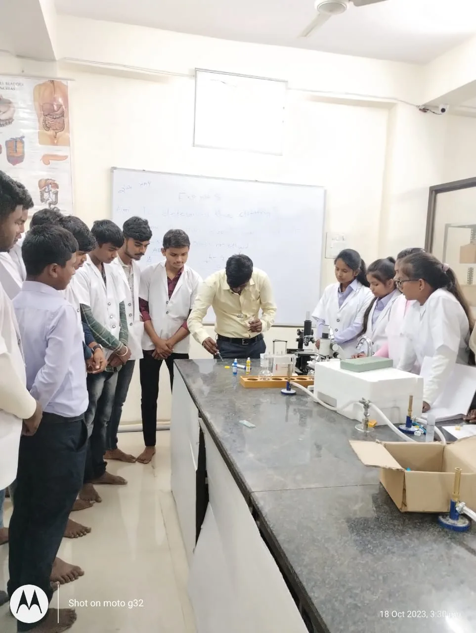 Prerna Institute of Pharmacy lab — prerna-institute-of-pharmacy-parbhani