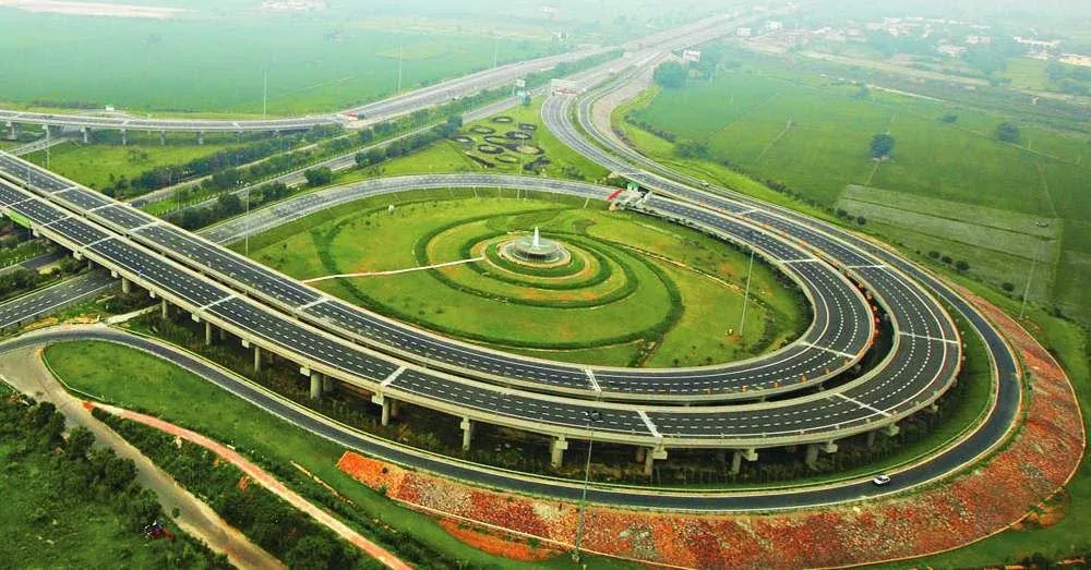 Aerial view of Greater Noida Expressway — accman-business-school-greater-noida