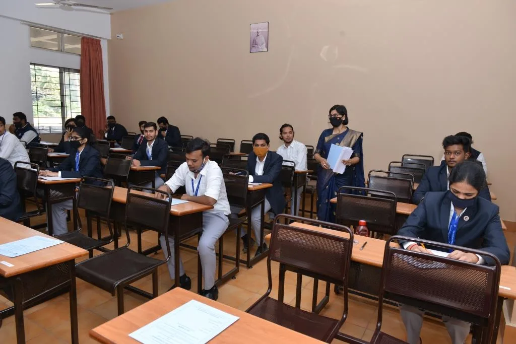 R V Institute of Management classroom — RV Institute of Management