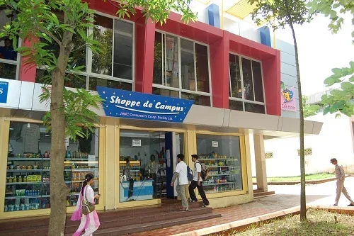 campus 6