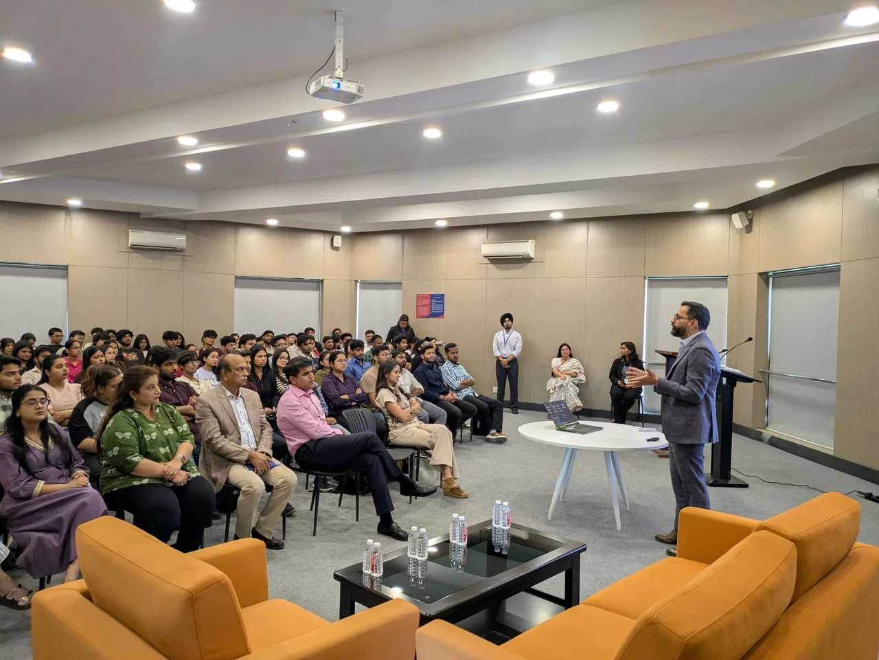 campus 6
