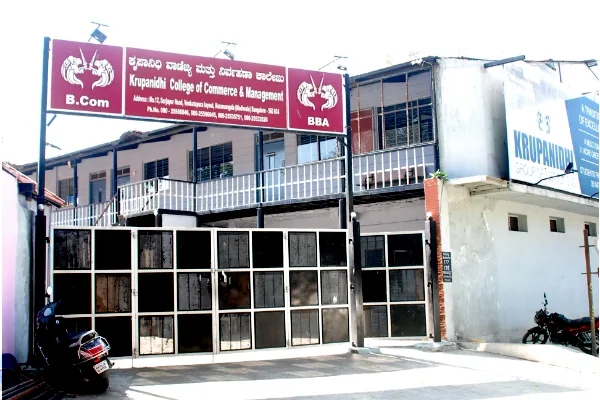 campus 8