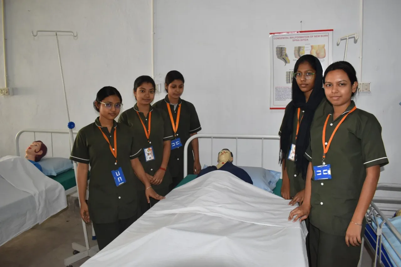 best private gnm nursing colleges in kolkata — Dr. Kadambini Ganguly Institute of Nursing