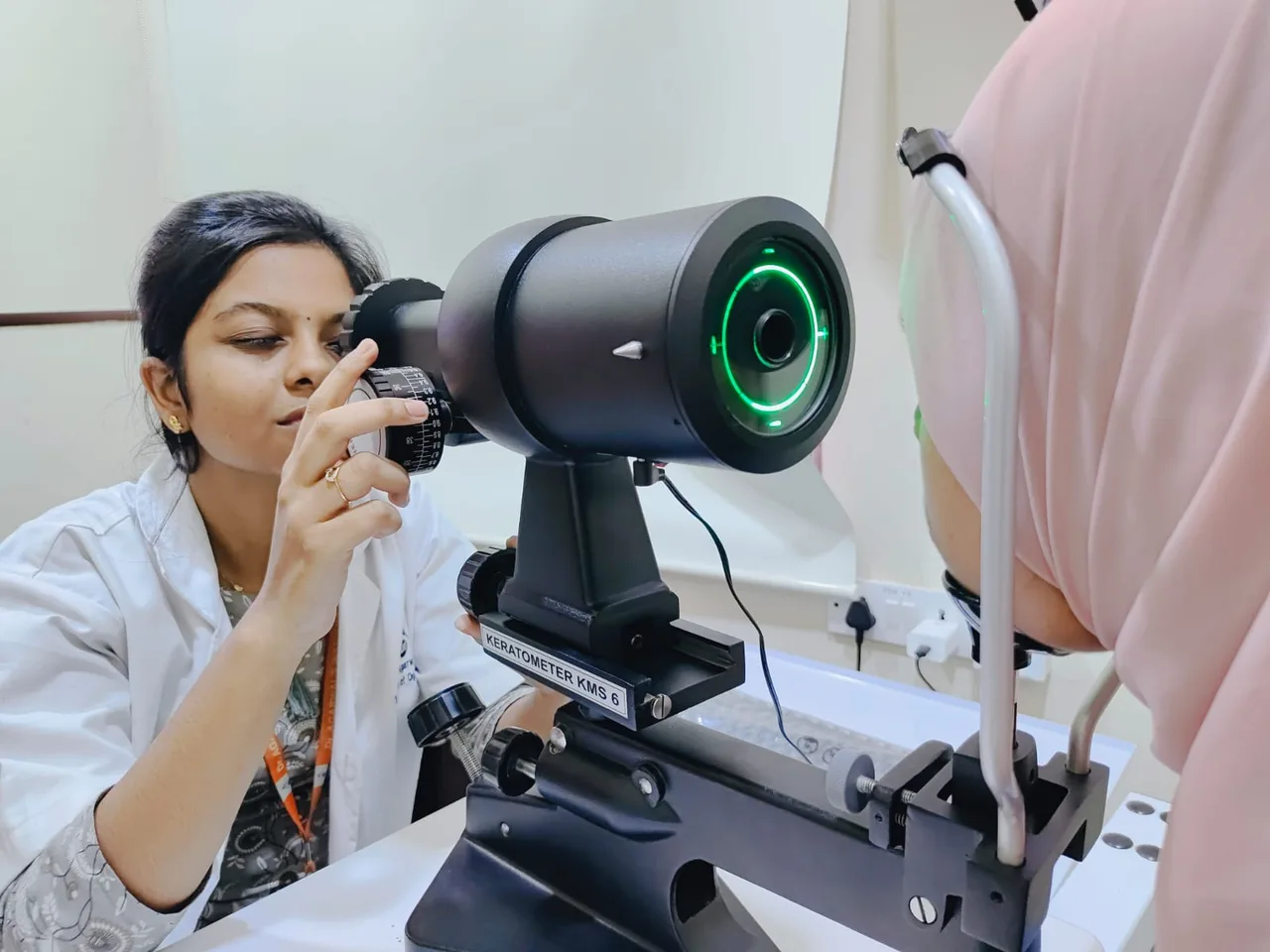 Experience excellence in our well-equipped clinical lab with all essential optometry instruments! — Dr. Agarwals Institute of Optometry