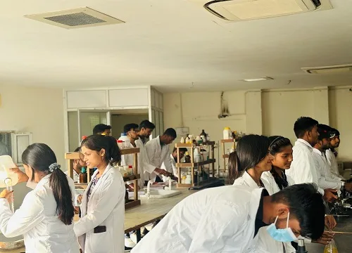 Science Lab — Lutawan Institute of Pharmacy
