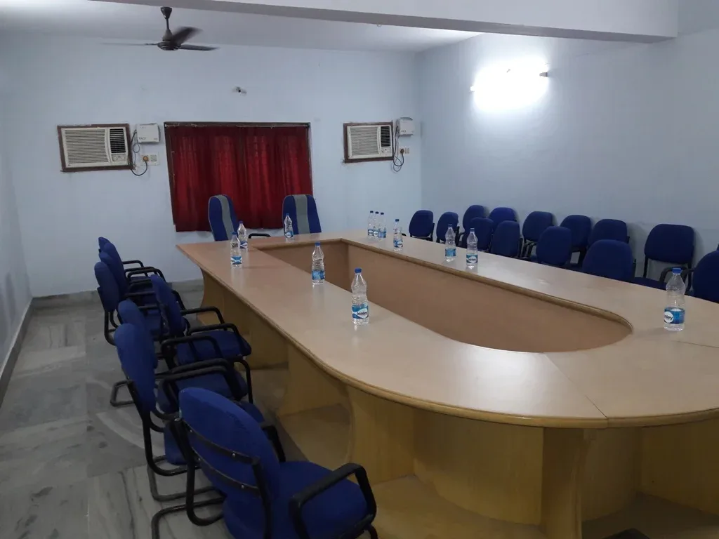 Conference Room — Royal College of Pharmacy & Health Sciences