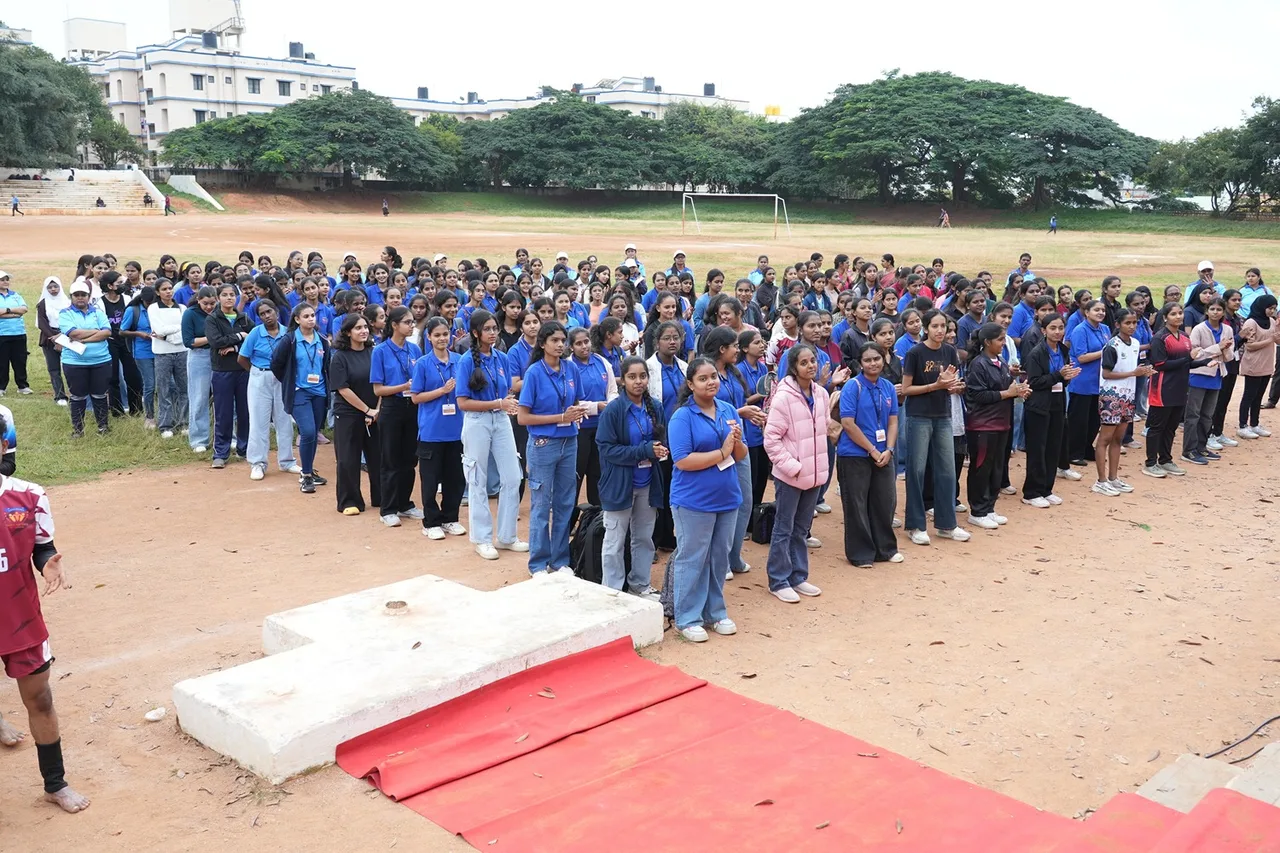 campus 8