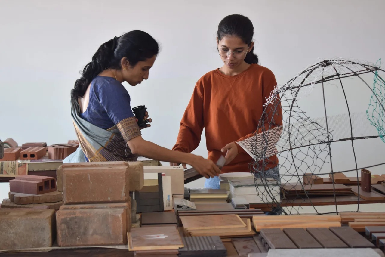 Hands on materials workshop — workshop photograph