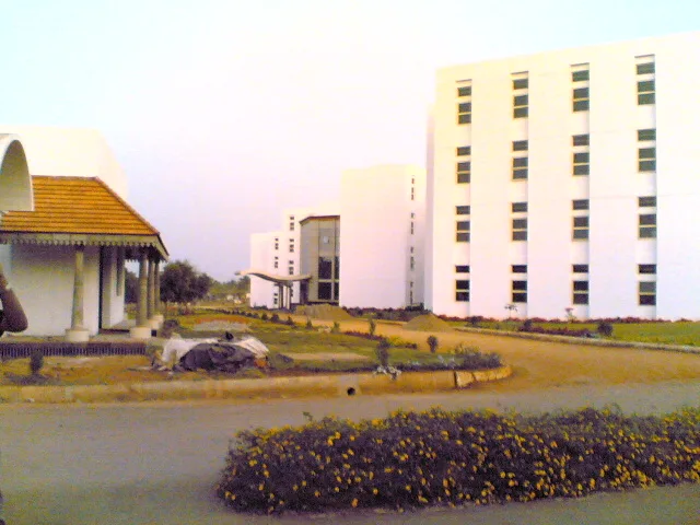 campus 7