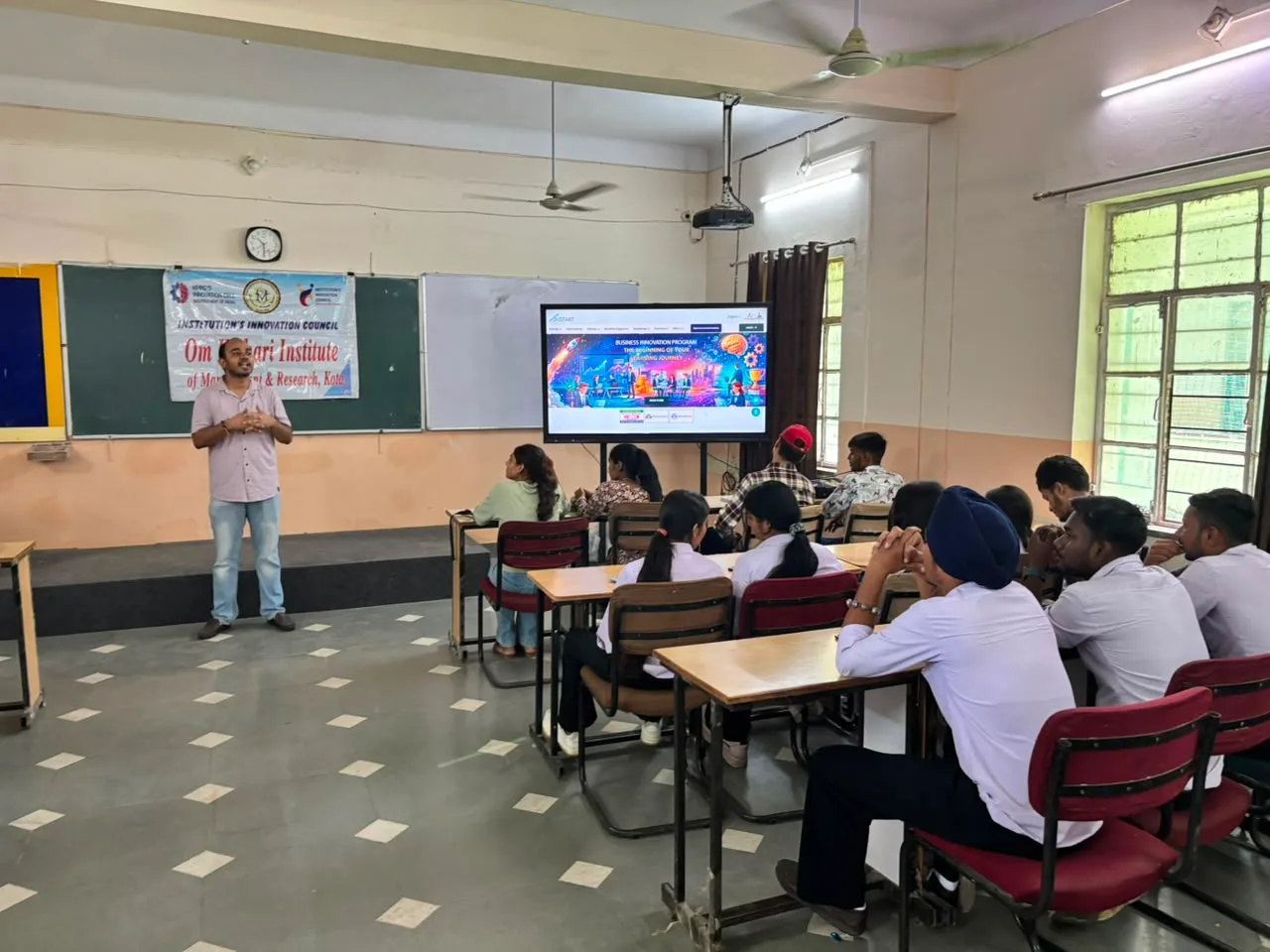 RESEARCH ON PAPER WRITING AND JOURNAL PUBLICATION SUPPORT — Om Kothari Institute of Management and Research