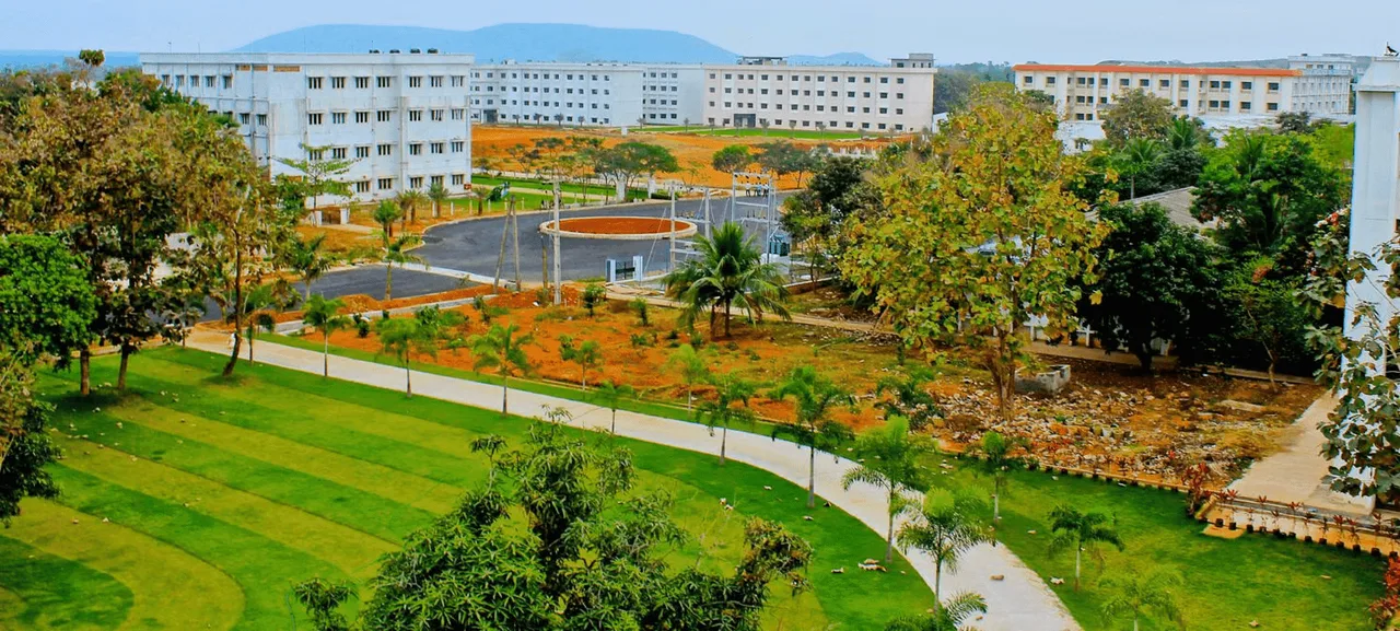 campus photo 2