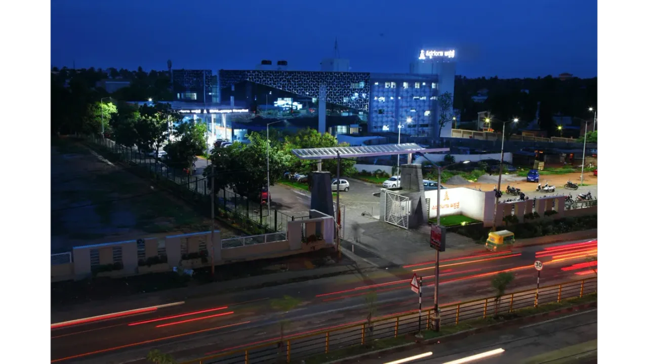 Night view of the Siddaganga Medical College campus from B.H. Road, Tumakuru