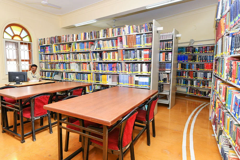 campus 8
