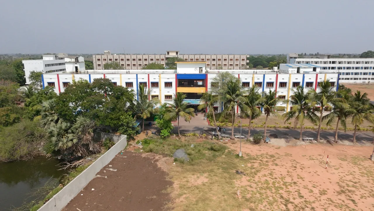 campus 3