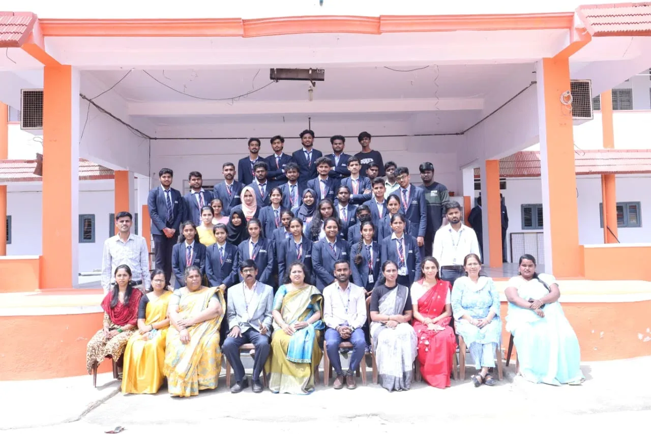 campus 8