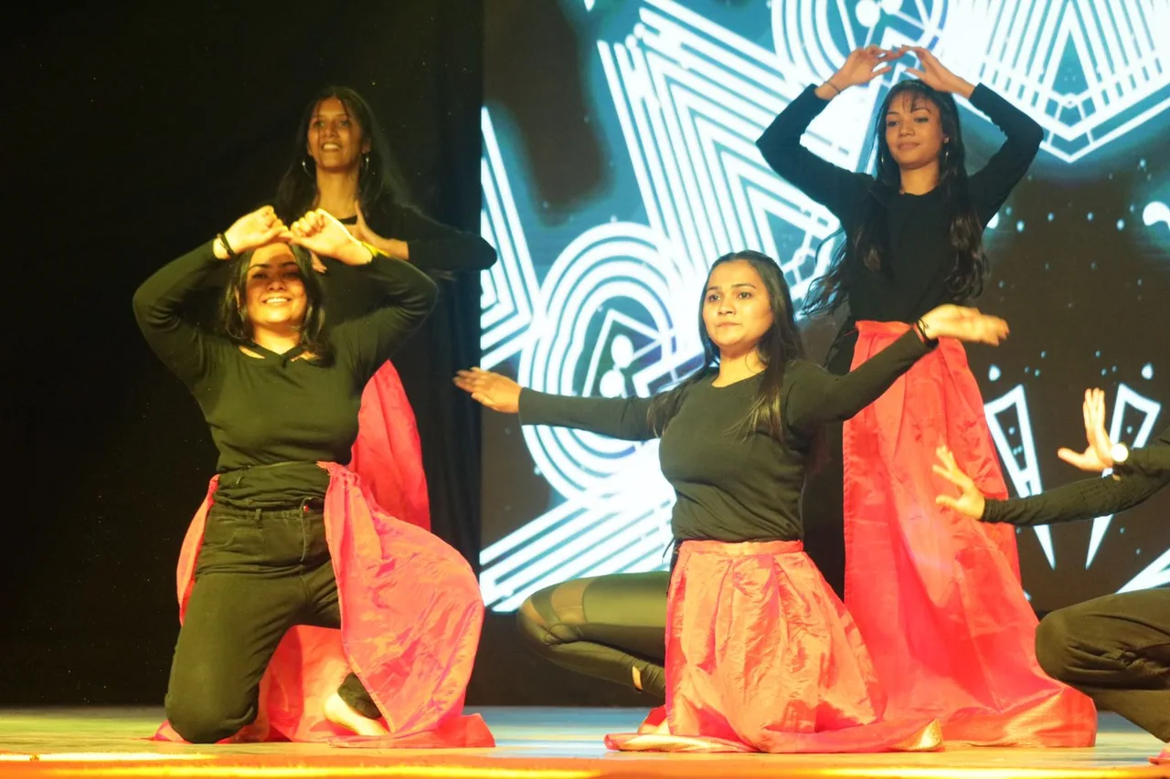SU Carnival — Sarvajanik University