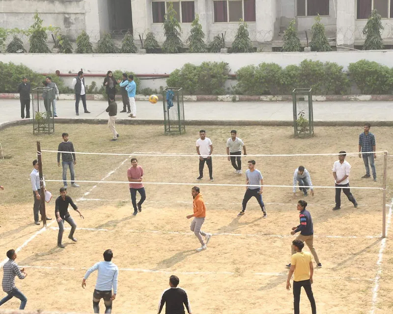 campus 8